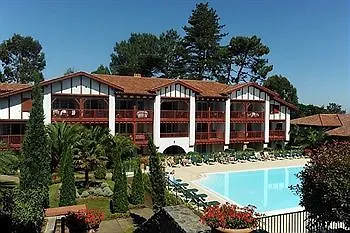 Hotel Pierre & Domaine De Maldagora