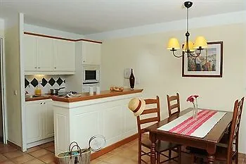 Hotel Pierre & Domaine De Maldagora 3*